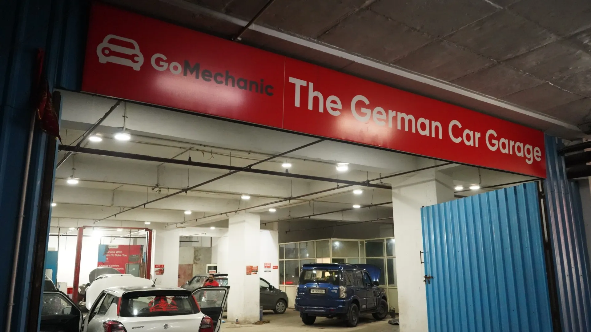 Car service and accessories workshop at MSX Mall, Greater Noida