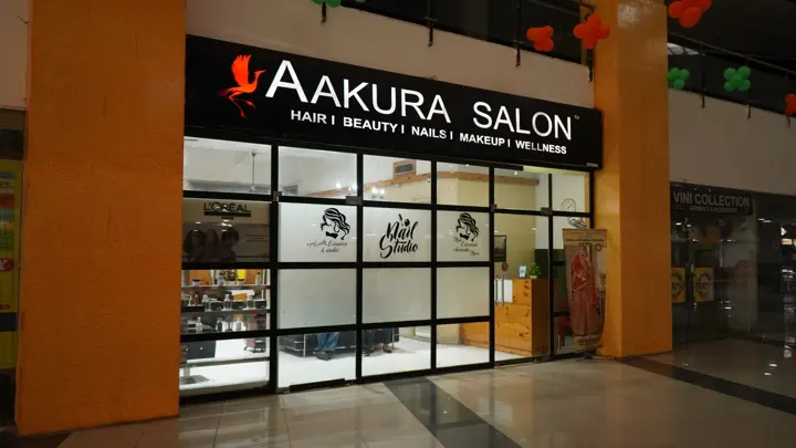 Salon interior with styling stations at MSX Mall, Greater Noida