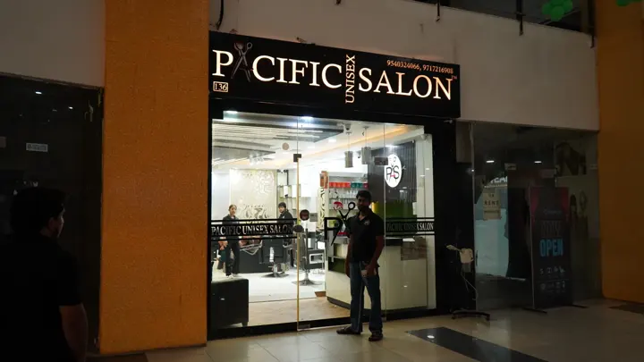 Salon storefront and treatment floor at MSX Mall, Greater Noida