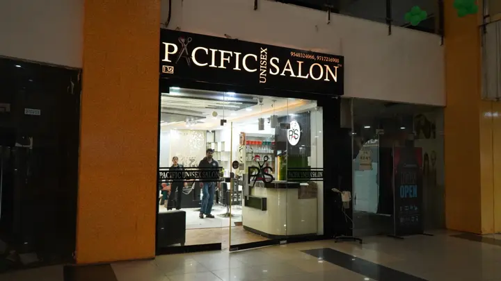 Salon storefront and treatment floor at MSX Mall, Greater Noida