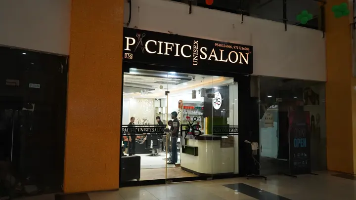 Salon storefront and treatment floor at MSX Mall, Greater Noida