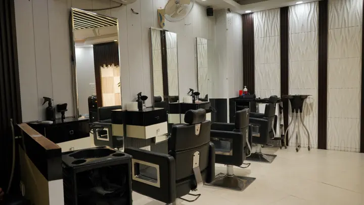 Salon storefront and treatment floor at MSX Mall, Greater Noida
