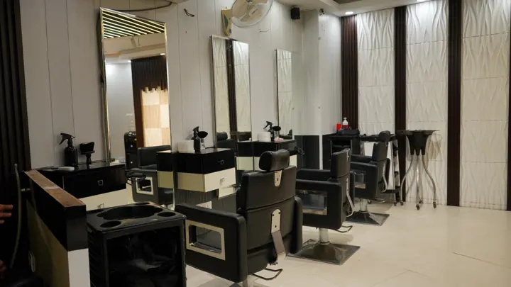 Salon storefront and treatment floor at MSX Mall, Greater Noida