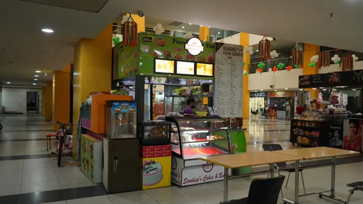 Retail units and bookstore on the shopping floor at MSX Mall, Greater Noida