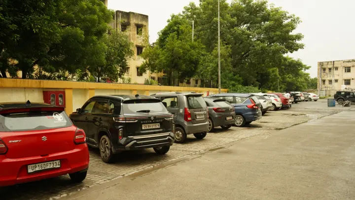Car parking for around 2,000 cars at MSX Mall, Greater Noida
